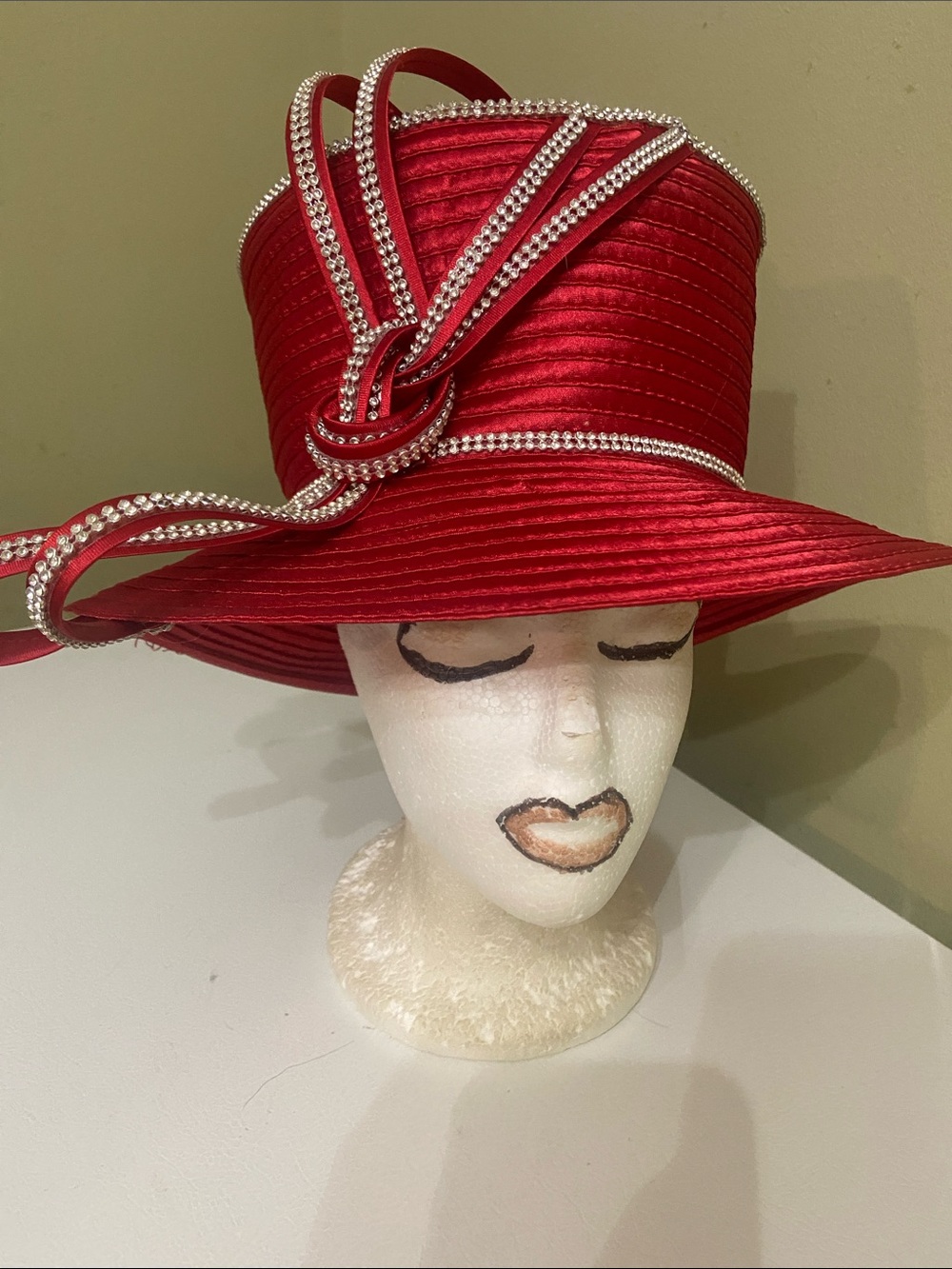 NWT Dress Hat / Church Hat by Nubiano